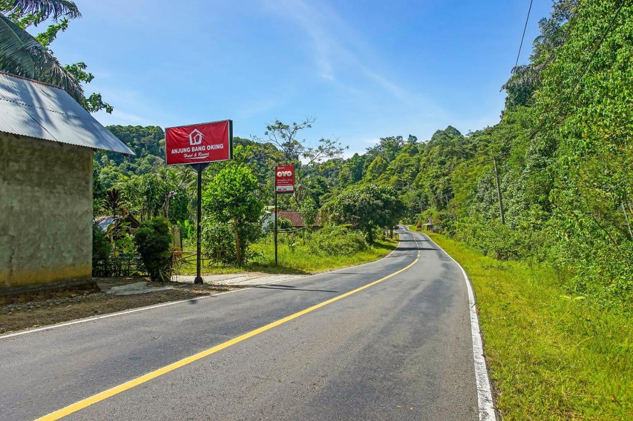 Oyo 2246 Anjung Bang Oking Hotel & Resort Pasarpulaupisang Eksteriør billede