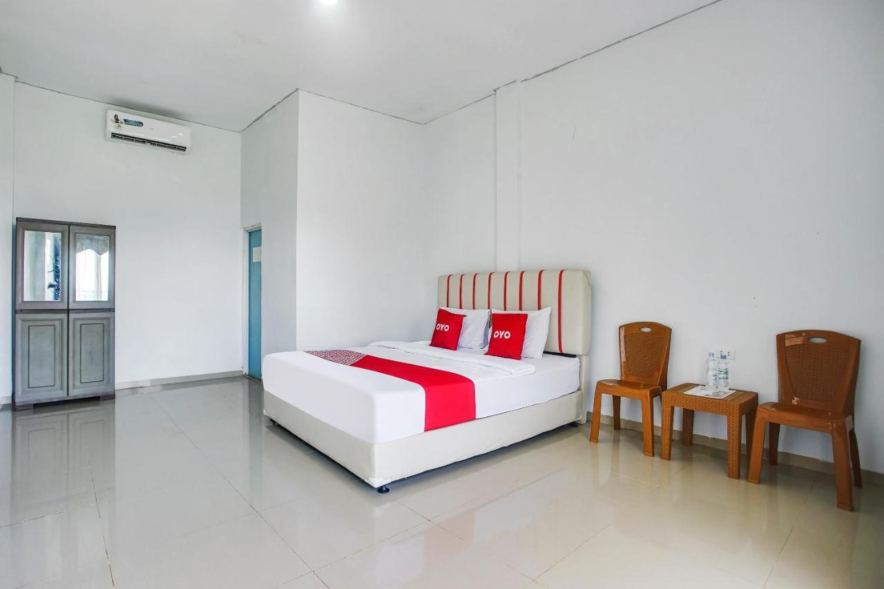 Oyo 2246 Anjung Bang Oking Hotel & Resort Pasarpulaupisang Eksteriør billede